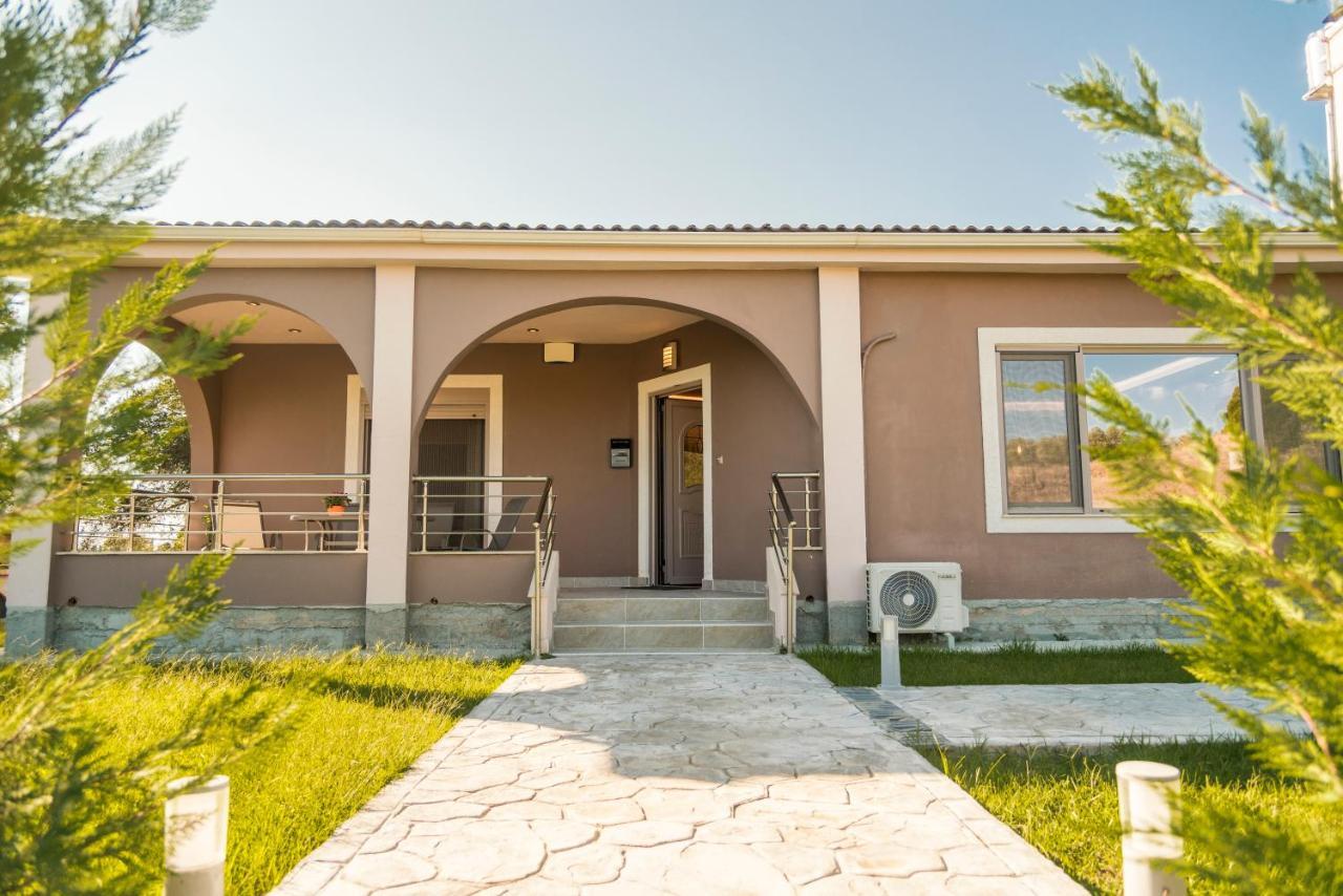 Villa Giannis Vitaládes Exteriör bild